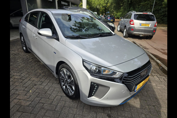 Hyundai IONIQ 1.6 GDi Comfort | 2E EIGENAAR | 12MND GARANTIE | AUTOMAAT | STOEL-STUUR VERWARMING