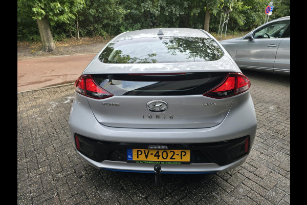 Hyundai IONIQ 1.6 GDi Comfort | 2E EIGENAAR | 12MND GARANTIE | AUTOMAAT | STOEL-STUUR VERWARMING