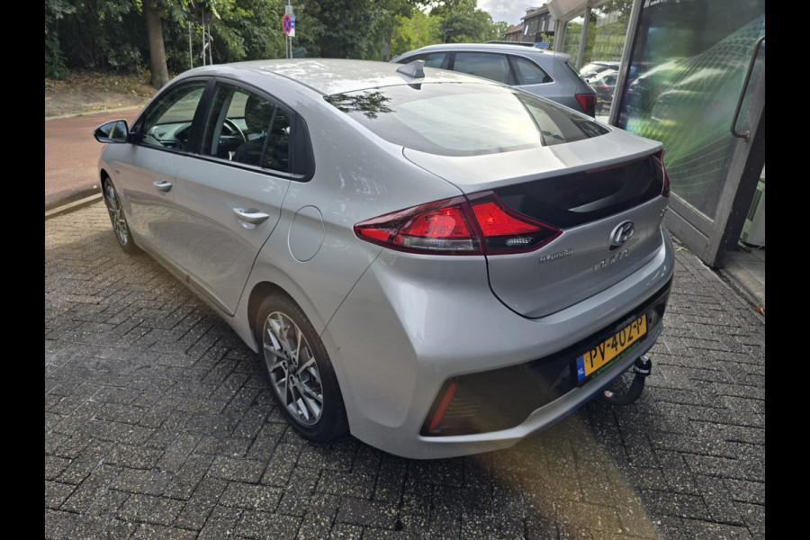 Hyundai IONIQ 1.6 GDi Comfort | 2E EIGENAAR | 12MND GARANTIE | AUTOMAAT | STOEL-STUUR VERWARMING