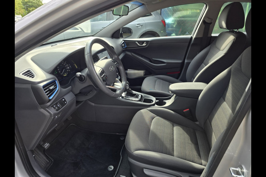 Hyundai IONIQ 1.6 GDi Comfort | 2E EIGENAAR | 12MND GARANTIE | AUTOMAAT | STOEL-STUUR VERWARMING