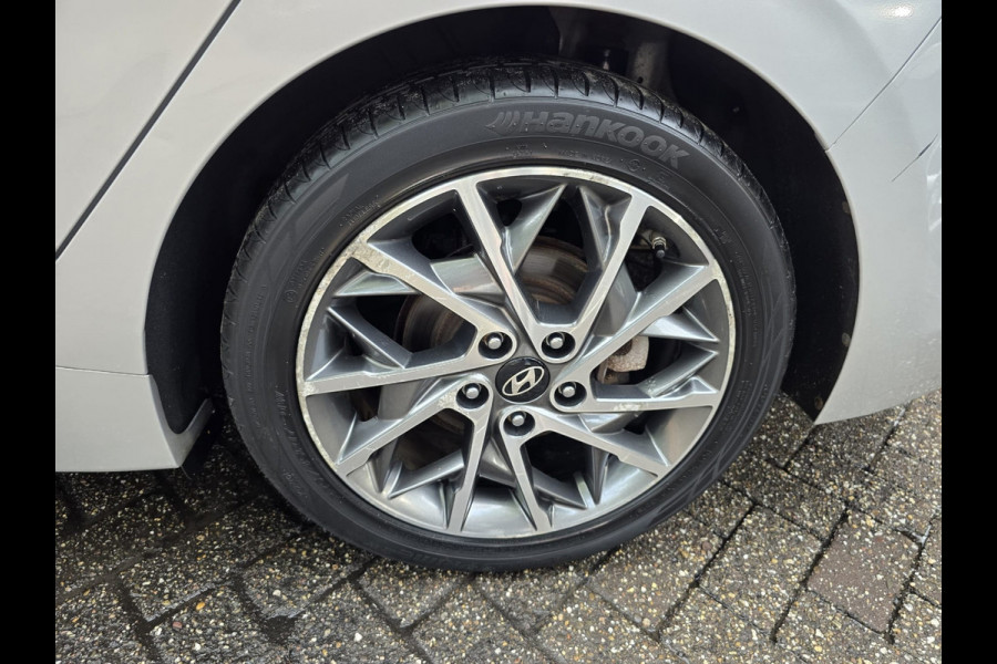 Hyundai IONIQ 1.6 GDi Comfort | 2E EIGENAAR | 12MND GARANTIE | AUTOMAAT | STOEL-STUUR VERWARMING