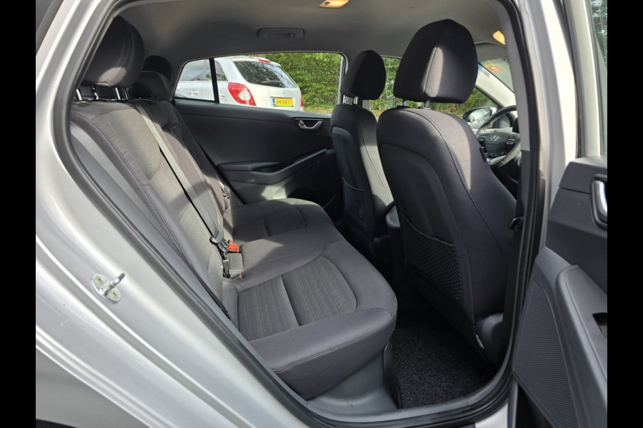 Hyundai IONIQ 1.6 GDi Comfort | 2E EIGENAAR | 12MND GARANTIE | AUTOMAAT | STOEL-STUUR VERWARMING