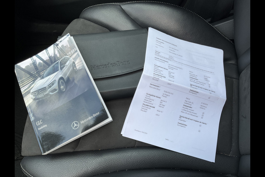 Mercedes-Benz GLC 250 4MATIC Prestige AMG Pano Burmester Memory Cam Voll.Onderhouden!