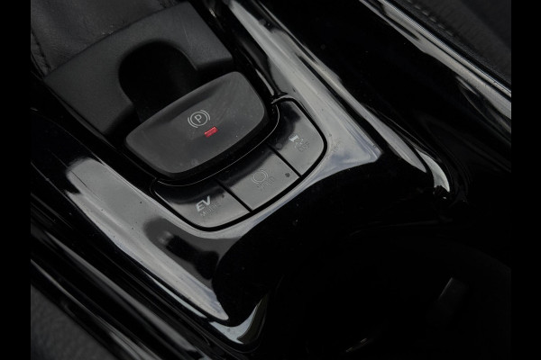 Toyota C-HR 1.8 Aut. Hybrid Style | Navi | Camera | Stoel Verwarming | Dealer OH |