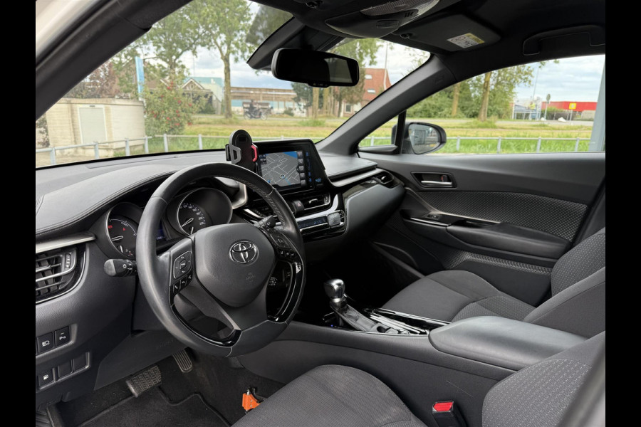 Toyota C-HR 1.8 Aut. Hybrid Style | Navi | Camera | Stoel Verwarming | Dealer OH |