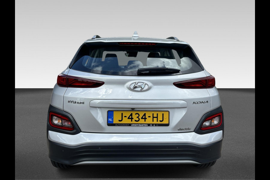 Hyundai Kona EV Comfort 64 kWh Navigatie | Apple Carplay | Android Auto.