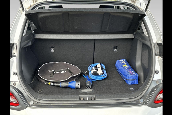 Hyundai Kona EV Comfort 64 kWh Navigatie | Apple Carplay | Android Auto.