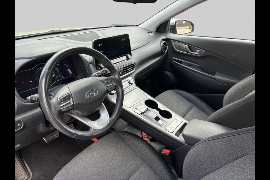 Hyundai Kona EV Comfort 64 kWh Navigatie | Apple Carplay | Android Auto.