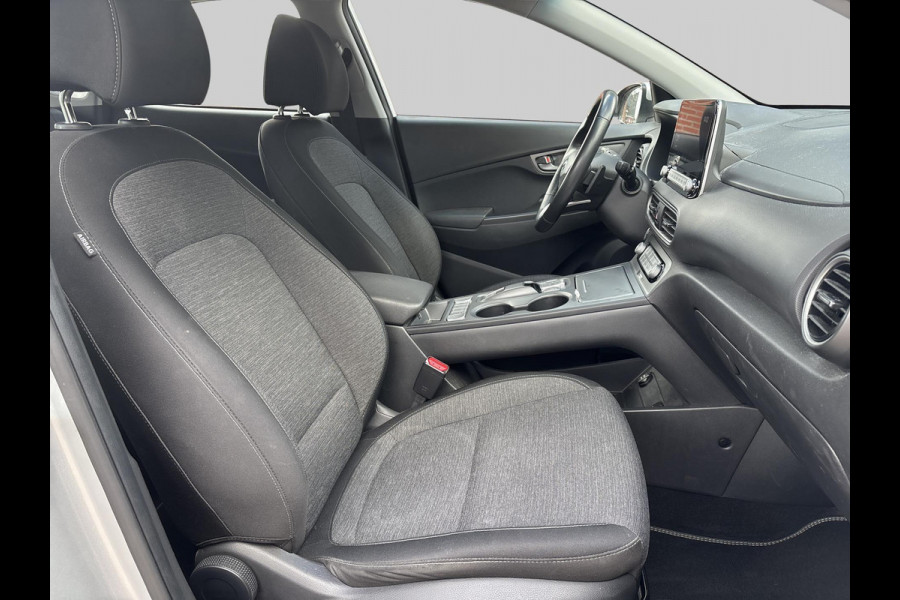 Hyundai Kona EV Comfort 64 kWh Navigatie | Apple Carplay | Android Auto.
