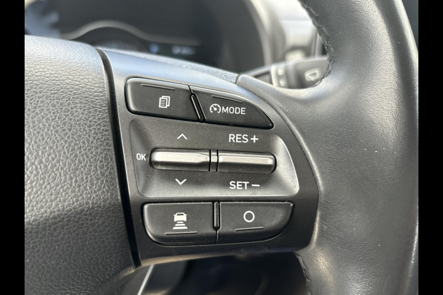 Hyundai Kona EV Comfort 64 kWh Navigatie | Apple Carplay | Android Auto.