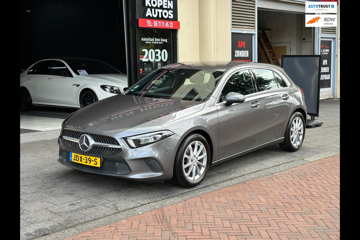 Mercedes-Benz A-Klasse 200 Premium Automaat Leer Navi