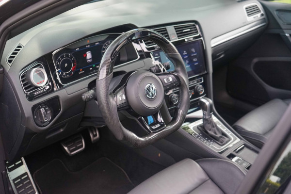 Volkswagen Golf 7.5 R 4Motion 2.0 TSI Pano/DCC/Dynaudio/OZ/VOL