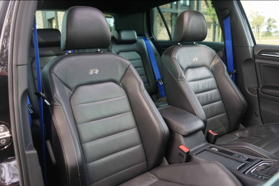 Volkswagen Golf 7.5 R 4Motion 2.0 TSI Pano/DCC/Dynaudio/OZ/VOL
