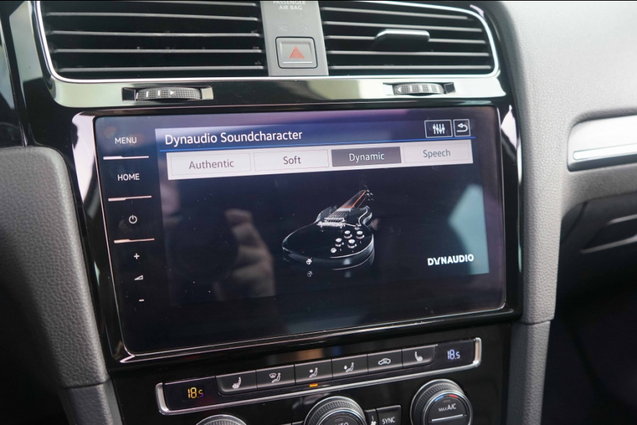 Volkswagen Golf 7.5 R 4Motion 2.0 TSI Pano/DCC/Dynaudio/OZ/VOL