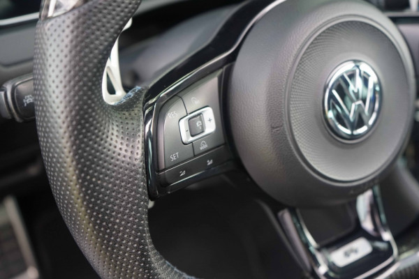 Volkswagen Golf 7.5 R 4Motion 2.0 TSI Pano/DCC/Dynaudio/OZ/VOL
