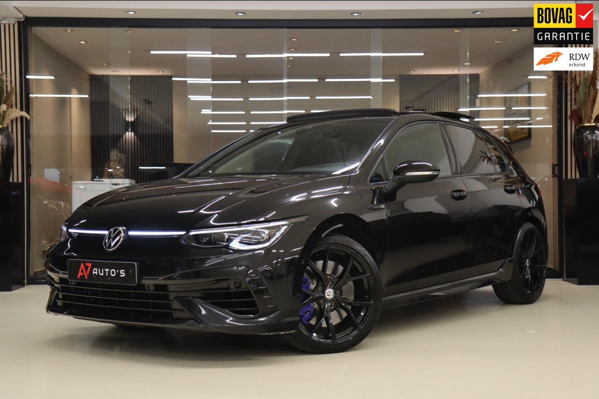 Volkswagen Golf 2.0 TSI R 4Motion AKRAP/PANO/HEADUP/IQ/H-K/BOMVOL Volkswagen Golf 2.0 TSI R 4Motion AKRAP/PANO/HEADUP/IQ/H-K/BOMVOL