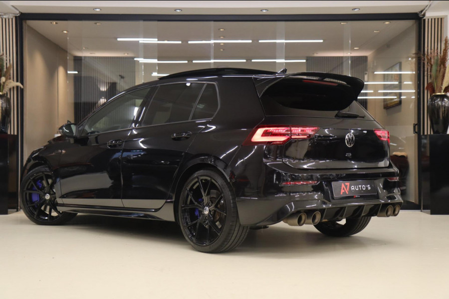 Volkswagen Golf 2.0 TSI R 4Motion AKRAP/PANO/HEADUP/IQ/H-K/BOMVOL Volkswagen Golf 2.0 TSI R 4Motion AKRAP/PANO/HEADUP/IQ/H-K/BOMVOL