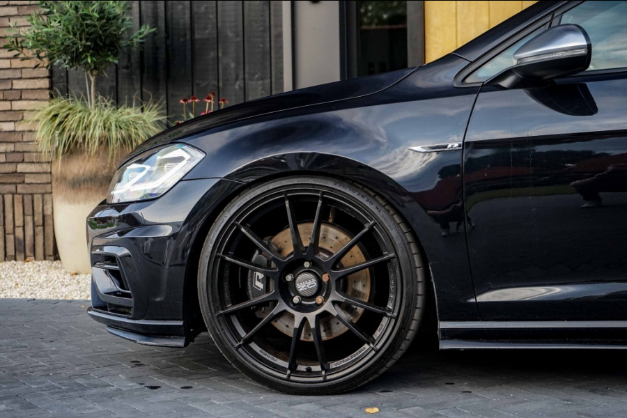 Volkswagen Golf 7.5 R 4Motion 2.0 TSI R20 DSG