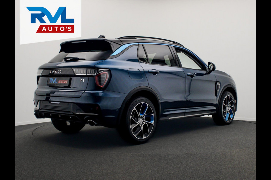 Lynk & Co 01 1.5 261PK Plug-in Hybrid *Zwarte Hemel *Trekhaak* 360° Camera Pano/dak Apple/Carplay Adaptive/Cruise