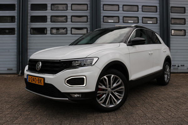 Volkswagen T-Roc 1.5 TSI Sport Autom Xenon Keyless Virtual cockpit Navi Camera Bj:2020