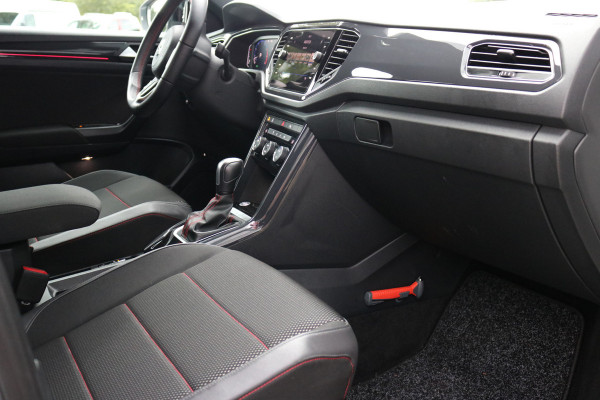 Volkswagen T-Roc 1.5 TSI Sport Autom Xenon Keyless Virtual cockpit Navi Camera Bj:2020