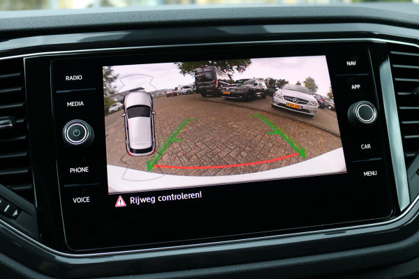 Volkswagen T-Roc 1.5 TSI Sport Autom Xenon Keyless Virtual cockpit Navi Camera Bj:2020