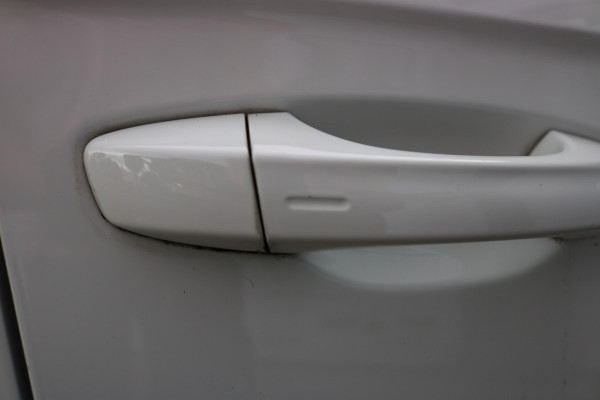 Volkswagen T-Roc 1.5 TSI Sport Autom Xenon Keyless Virtual cockpit Navi Camera Bj:2020