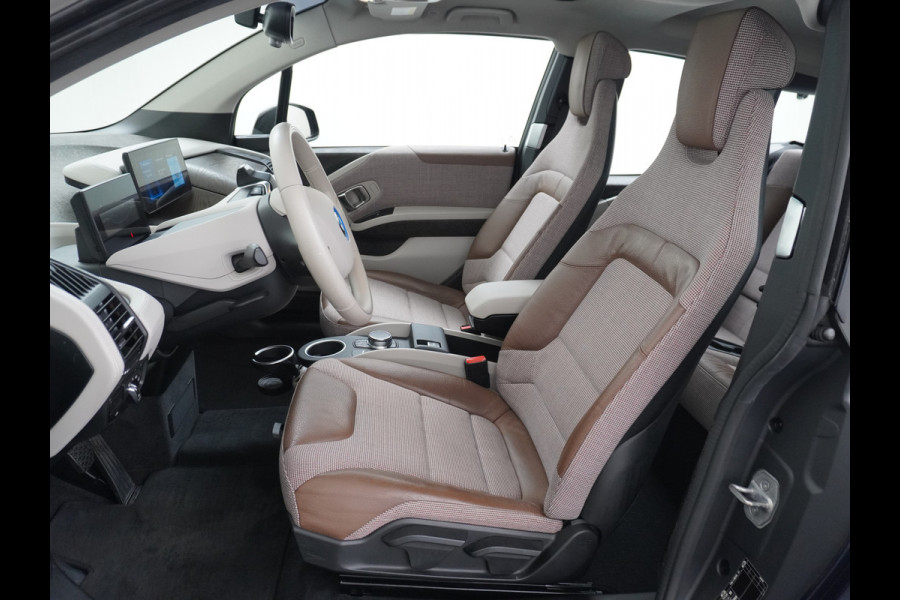 BMW i3 S iPerformance 94Ah 33kWh Schuifkanteldak Navi Ecc Cruise Control Camera Pdc DAB Stoelverwarming Warmtepomp Lmv 20" Led Comfort pack advance Origineel Nederlandse Auto