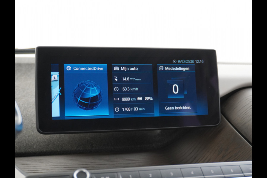BMW i3 S iPerformance 94Ah 33kWh Schuifkanteldak Navi Ecc Cruise Control Camera Pdc DAB Stoelverwarming Warmtepomp Lmv 20" Led Comfort pack advance Origineel Nederlandse Auto