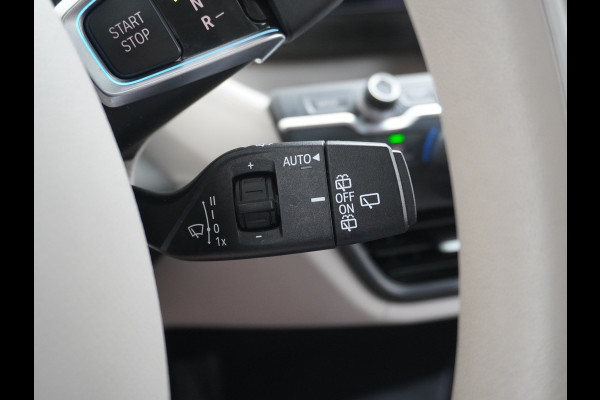 BMW i3 S iPerformance 94Ah 33kWh Schuifkanteldak Navi Ecc Cruise Control Camera Pdc DAB Stoelverwarming Warmtepomp Lmv 20" Led Comfort pack advance Origineel Nederlandse Auto
