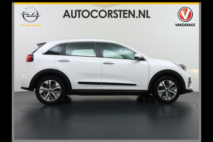 Kia e-Niro DynamicLine 64kWh Warmtepomp Apple Carplay Android Auto Navi Ecc Adap.Cruise Camera Pdc DAB Stoel+Stuurverwarming Lane Assist Kia Connect Dealeronderhouden Origineel Nederlandse Auto