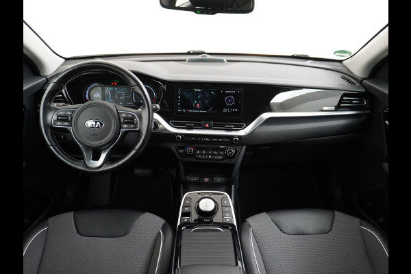 Kia e-Niro DynamicLine 64kWh Warmtepomp Apple Carplay Android Auto Navi Ecc Adap.Cruise Camera Pdc DAB Stoel+Stuurverwarming Lane Assist Kia Connect Dealeronderhouden Origineel Nederlandse Auto