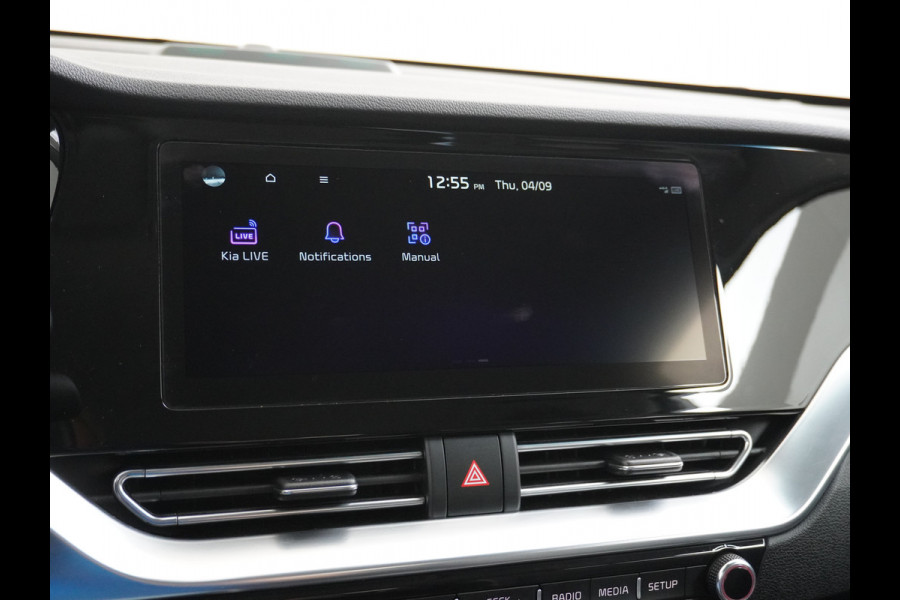 Kia e-Niro DynamicLine 64kWh Warmtepomp Apple Carplay Android Auto Navi Ecc Adap.Cruise Camera Pdc DAB Stoel+Stuurverwarming Lane Assist Kia Connect Dealeronderhouden Origineel Nederlandse Auto