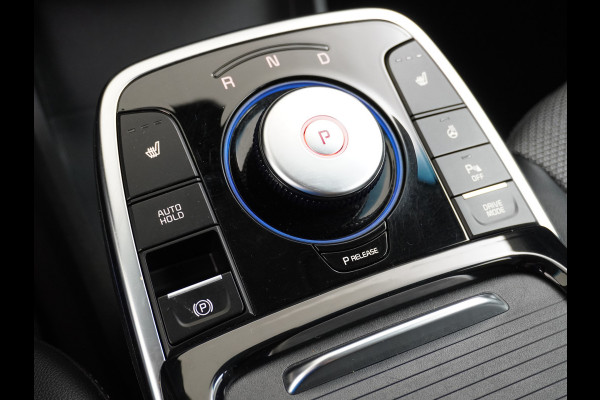 Kia e-Niro DynamicLine 64kWh Warmtepomp Apple Carplay Android Auto Navi Ecc Adap.Cruise Camera Pdc DAB Stoel+Stuurverwarming Lane Assist Kia Connect Dealeronderhouden Origineel Nederlandse Auto