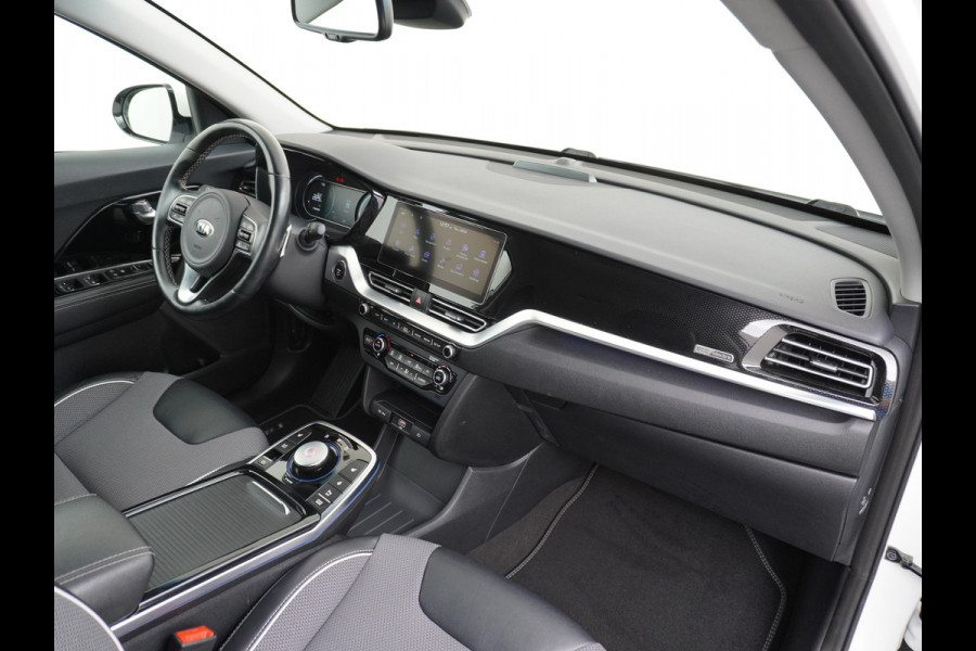 Kia e-Niro DynamicLine 64kWh Warmtepomp Apple Carplay Android Auto Navi Ecc Adap.Cruise Camera Pdc DAB Stoel+Stuurverwarming Lane Assist Kia Connect Dealeronderhouden Origineel Nederlandse Auto