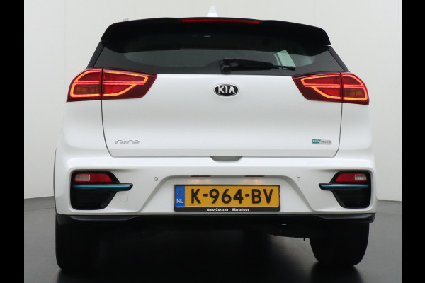 Kia e-Niro DynamicLine 64kWh Warmtepomp Apple Carplay Android Auto Navi Ecc Adap.Cruise Camera Pdc DAB Stoel+Stuurverwarming Lane Assist Kia Connect Dealeronderhouden Origineel Nederlandse Auto