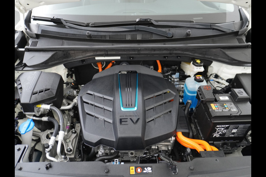 Kia e-Niro DynamicLine 64kWh Warmtepomp Apple Carplay Android Auto Navi Ecc Adap.Cruise Camera Pdc DAB Stoel+Stuurverwarming Lane Assist Kia Connect Dealeronderhouden Origineel Nederlandse Auto