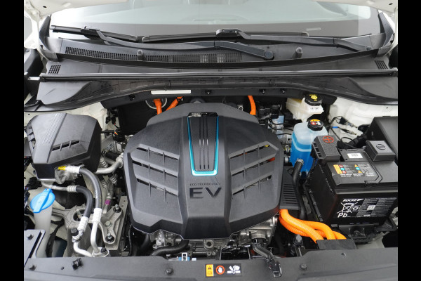 Kia e-Niro DynamicLine 64kWh Warmtepomp Apple Carplay Android Auto Navi Ecc Adap.Cruise Camera Pdc DAB Stoel+Stuurverwarming Lane Assist Kia Connect Dealeronderhouden Origineel Nederlandse Auto