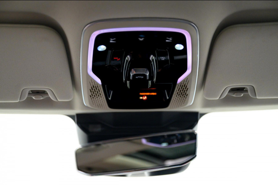 Lynk & Co 01 1.5 261PK Plug-in Hybrid *Fabrieksgarantie* 360* camera Pano/dak Apple/Carplay Adaptive/Cruise
