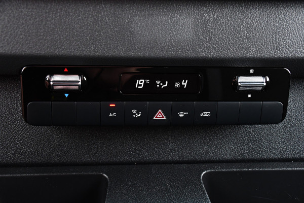 Mercedes-Benz Sprinter 317 1.9 CDI L2H2 RWD AMG Edition Camera, Cruise, LED, 3500kg Trekgewicht, Carplay, NAVI, LED, 170PK, Automaat, Sensoren, Stoelverwarming, Uniek!