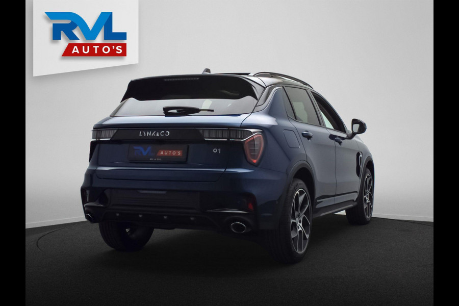 Lynk & Co 01 1.5 261PK Plug-in Hybrid *Black pakket* 360° Camera Pano/dak Apple/Carplay Adaptive/Cruise Lynk & Co 01 1.5 261PK Plug-in Hybrid *Black pakket* 360° Camera Pano/dak Apple/Carplay Adaptive/Cruise