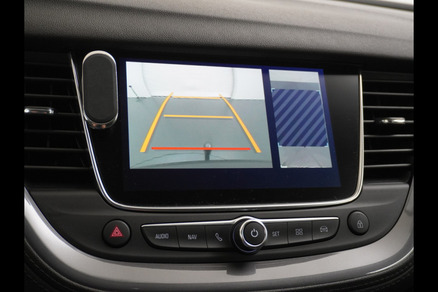 Opel Grandland X T131PK Automaat Apple Carplay Android Auto Trekhaak AGR-Comfort Stoelen Denon® Premium Audio Navi Ecc 360°Camera Stoel+Stuur+Ban Keyless DAB Elek.Achterklep Lmv 18" Led 1e Eigenaar Dealeronderhouden