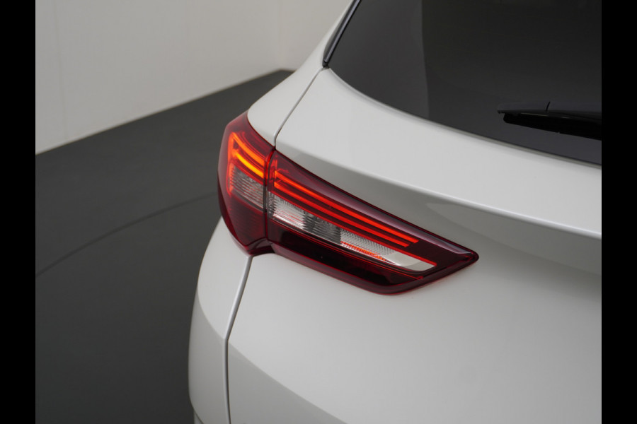 Opel Grandland X T131PK Automaat Apple Carplay Android Auto Trekhaak AGR-Comfort Stoelen Denon® Premium Audio Navi Ecc 360°Camera Stoel+Stuur+Ban Keyless DAB Elek.Achterklep Lmv 18" Led 1e Eigenaar Dealeronderhouden
