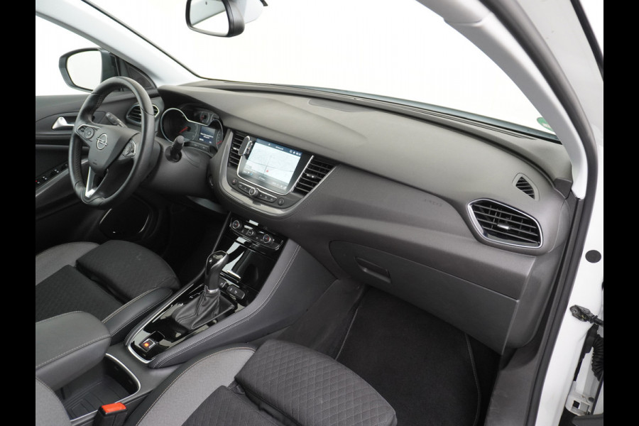Opel Grandland X T131PK Automaat Apple Carplay Android Auto Trekhaak AGR-Comfort Stoelen Denon® Premium Audio Navi Ecc 360°Camera Stoel+Stuur+Ban Keyless DAB Elek.Achterklep Lmv 18" Led 1e Eigenaar Dealeronderhouden