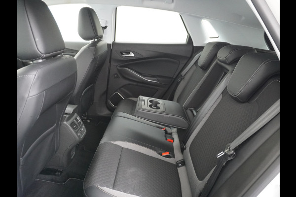Opel Grandland X T131PK Automaat Apple Carplay Android Auto Trekhaak AGR-Comfort Stoelen Denon® Premium Audio Navi Ecc 360°Camera Stoel+Stuur+Ban Keyless DAB Elek.Achterklep Lmv 18" Led 1e Eigenaar Dealeronderhouden