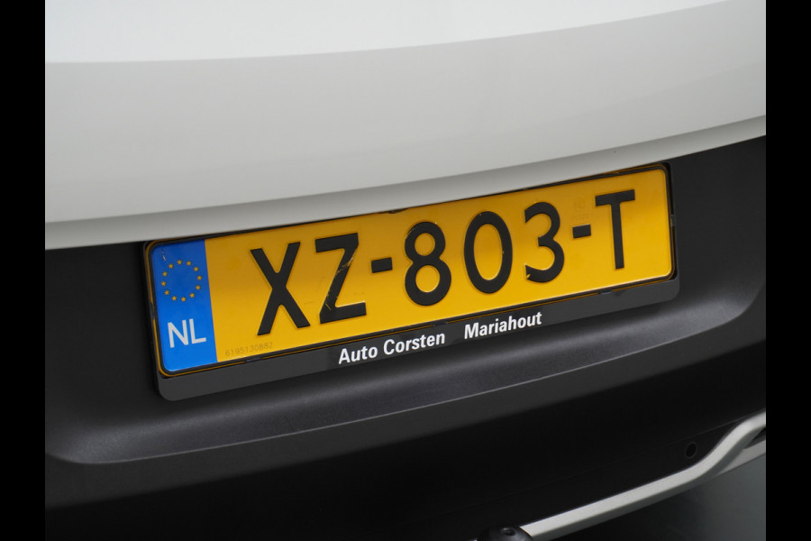 Opel Grandland X T131PK Automaat Apple Carplay Android Auto Trekhaak AGR-Comfort Stoelen Denon® Premium Audio Navi Ecc 360°Camera Stoel+Stuur+Ban Keyless DAB Elek.Achterklep Lmv 18" Led 1e Eigenaar Dealeronderhouden