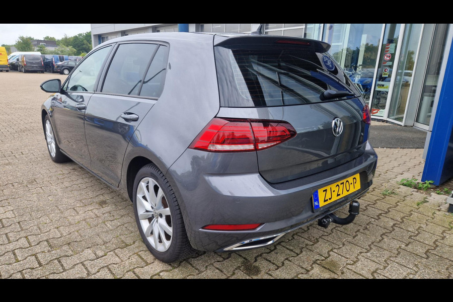 Volkswagen Golf 1.5 TSI Highline | 150PK | Elektr.glazen pano.dak | Virtual Cockpit | ergoActive stoelpakket | Trekhaak | Adaptive Cruise | Camera| LMV
