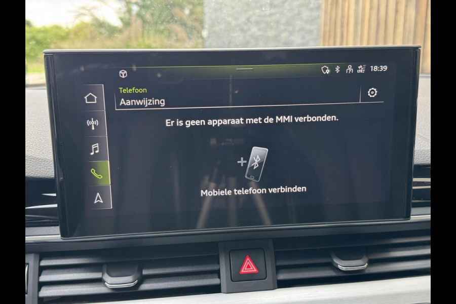 Audi A4 Avant 40 TFSI S-line Automaat | Volleer | Adaptieve cruise control | Lane assist | Afgevlakt sportstuur | Grootlichtassistent |