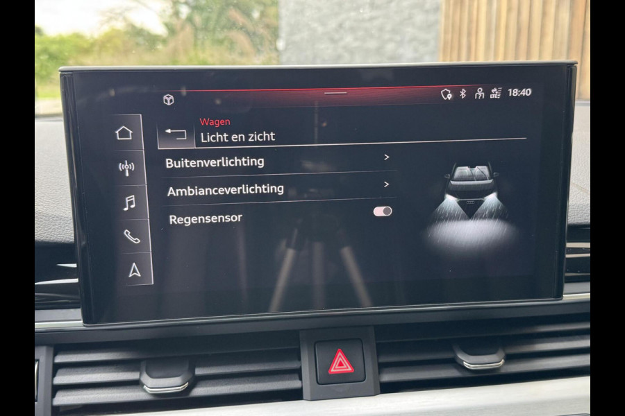 Audi A4 Avant 40 TFSI S-line Automaat | Volleer | Adaptieve cruise control | Lane assist | Afgevlakt sportstuur | Grootlichtassistent |
