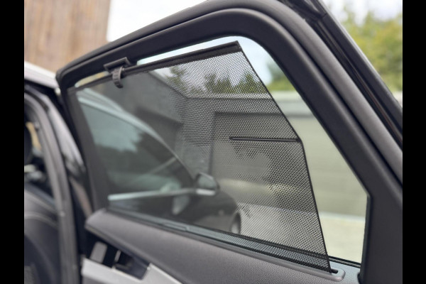 Audi A4 Avant 40 TFSI S-line Automaat | Volleer | Adaptieve cruise control | Lane assist | Afgevlakt sportstuur | Grootlichtassistent |